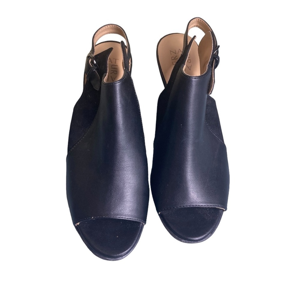 Naturalizer black heels size 9